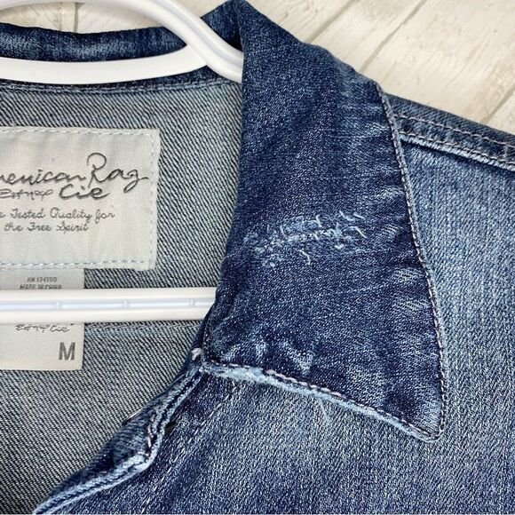 American rag slightly distressed denim jacket - Picture 4 of 10
